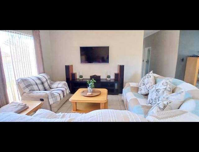 4 BEDROOM HOUSE FOR SALE IN ROUXVILLE